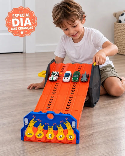 SpeedWheels™ — Pista de Corrida com 5 Carrinhos